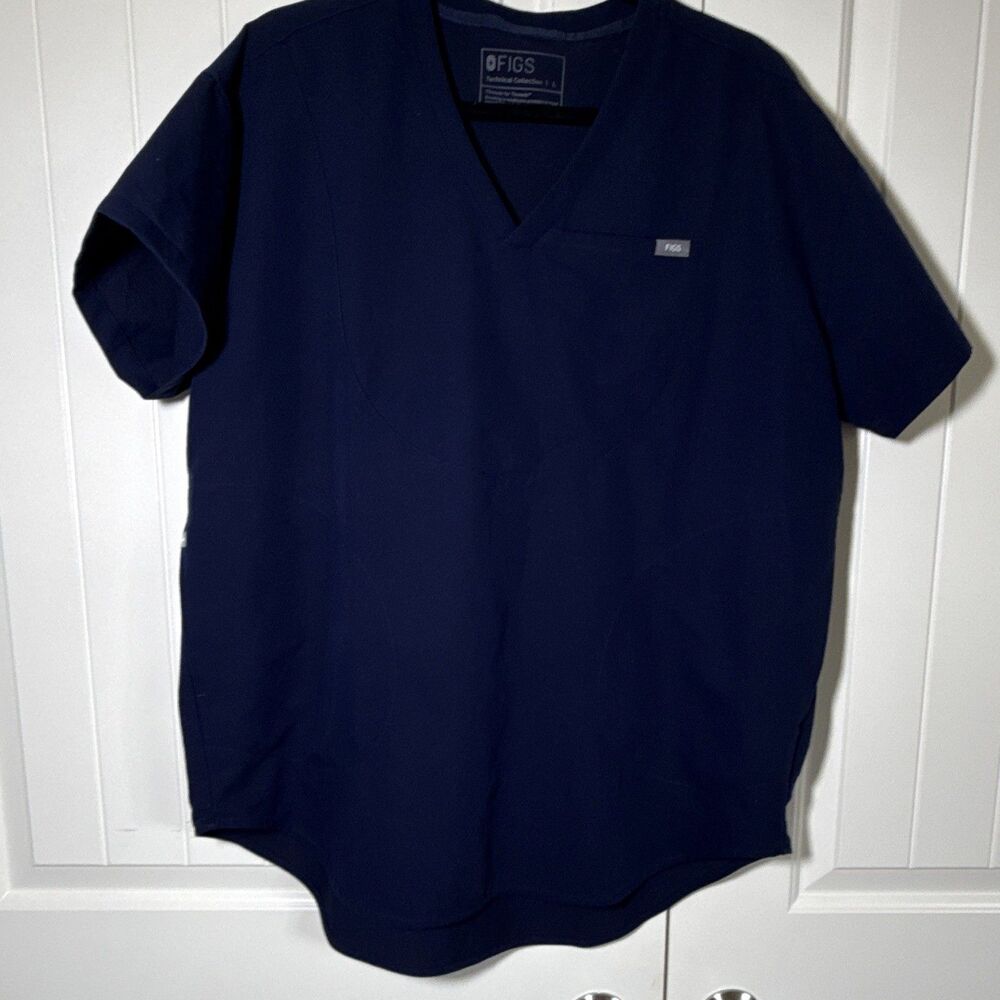 FIGS Technical Collection V-Neck Solid Navy Unisex Medical Scrub Top, Size L